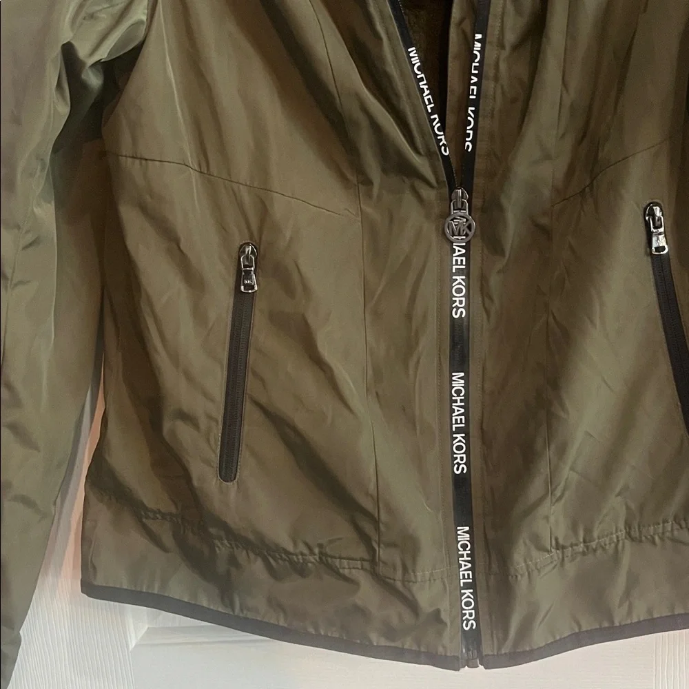 Michael Kors Women’s Hooded Windbreaker Jacket Coat, Size Small